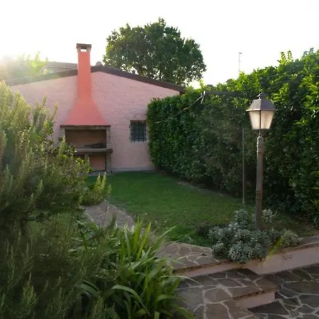 Villetta I Tre Cipressi Bed & Breakfast